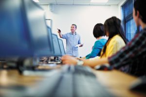 tecnologia-na-educacao-beneficios-para-alunos-professores-diretores